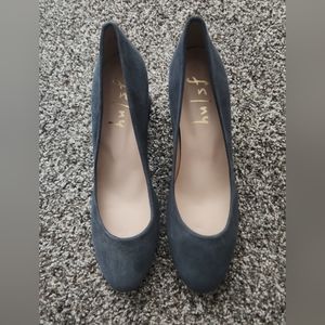 French Soles NY Gray Suede Leather Heels Size 8.5 New Without Box